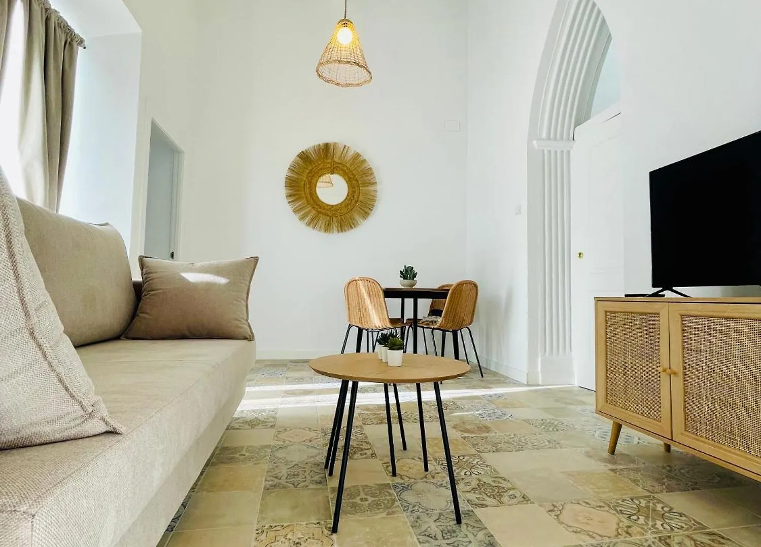 La Botica Home 尼哈尔 0*,  西班牙
